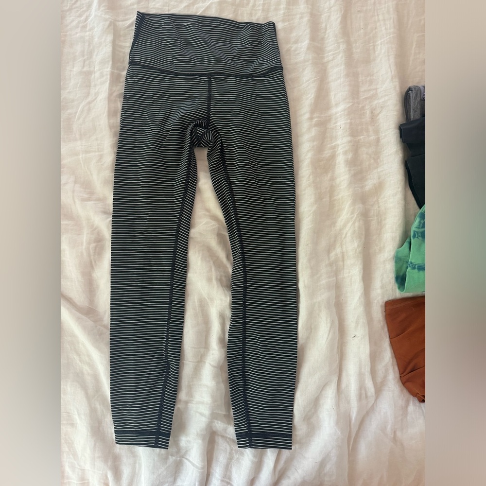 Lululemon leggings sz 6